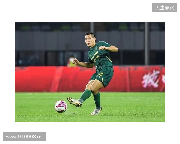 梁诺恒:父亲身体不好希望踢港超照顾他,盼浙江队能拿中超冠军 梁诺恒:父亲身体不好希望踢港超照顾他,盼浙江队能拿中超冠军