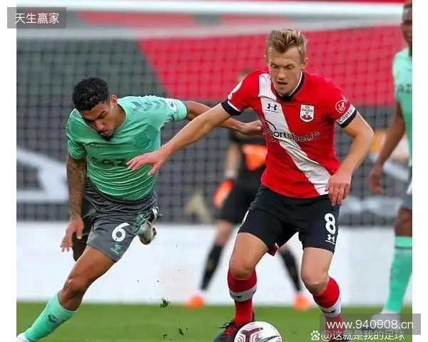 伯恩利有意西汉姆联中场沃德-普劳斯，球员近期遭冷遇